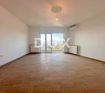 RIJEKA, GORNJI ZAMET - 2S+DB u novijoj gradnji s balkonom