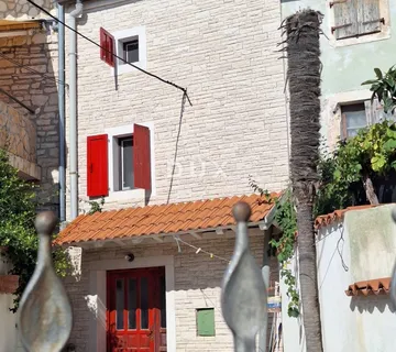 ISTRA, LIŽNJAN – Prodaja kamene kuće u nizu