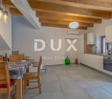 ISTRA, PULA - Stambeno poslovna zona s postojećim objektima! RIJETKOST NA TRŽIŠTU! - cover