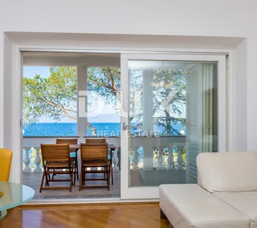 OTOK KRK, MALINSKA - apartman prvi red od mora - cover