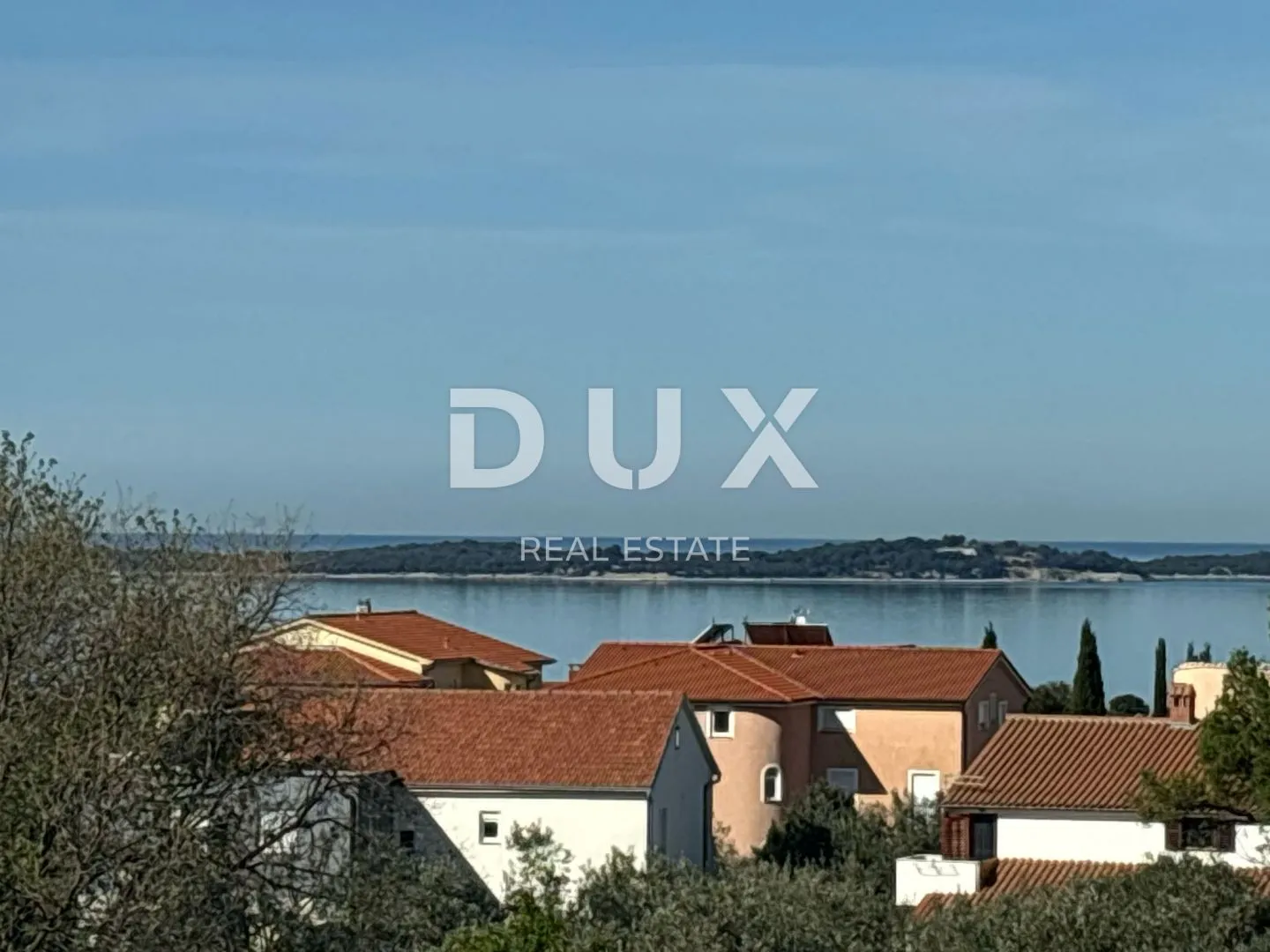 ISTRA, PEROJ - Stan s terasom i pogledom na more! NOVOGRADNJA! - cover