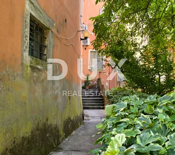 ISTRA, LABIN - Stan u neposrednoj blizini glavnog starogradskog trga - cover