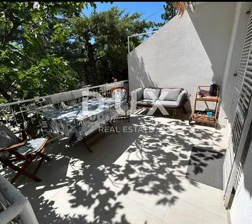 CRIKVENICA, JADRANOVO - Predivan stan udaljen 120 m od mora - cover