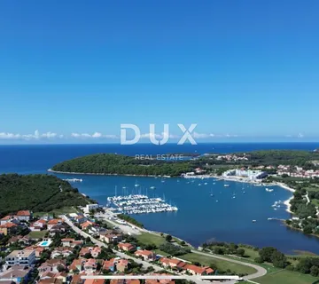 ISTRA,BANJOLE (Volme) - Samo u našoj u ponudi obiteljska vila s garažama i tri stana! - cover