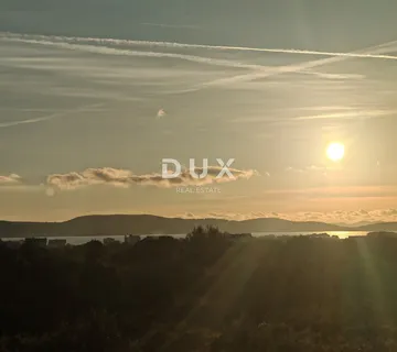 ZADAR, SUKOŠAN - Građevinsko zemljište s pogledom na more! - cover