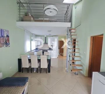 RIJEKA, KOSTRENA - Trosobni stan sa panoramskim pogledom - cover