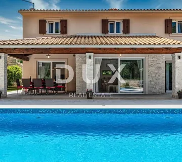 ISTRA, RABAC - Atraktivna obiteljska vila s bazenom  - cover