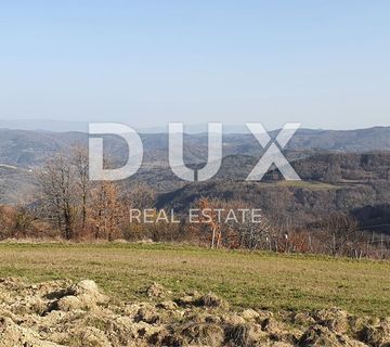 ISTRA, MOTOVUN, KAŠĆERGA - Građevinsko zemljište s građevinskom dozvolom, panoramski pogled! - cover