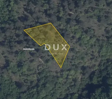 ISTRA, PAZIN, CEROVLJE – Poljoprivredno zemljište 1.465 m², djelomično obraslo šumom - cover