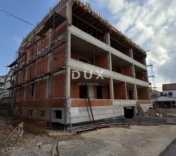 ZADAR, CRVENE KUĆE - Stan 64m², garaža + parking! - cover