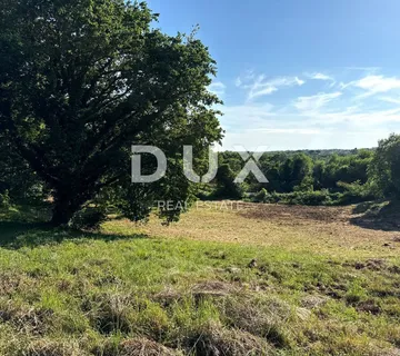 ISTRA, BARBAN (OKOLICA) - Građevinsko zemljište na osami, samo 2 km od mora! - cover