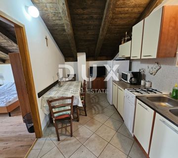 OTOK KRK, VRBNIK (okolica) - Samostojeća kuća na osami sa dva apartmana - cover