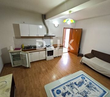 RIJEKA, TRSAT - Garsonijera s terasom, PRILIKA! - cover