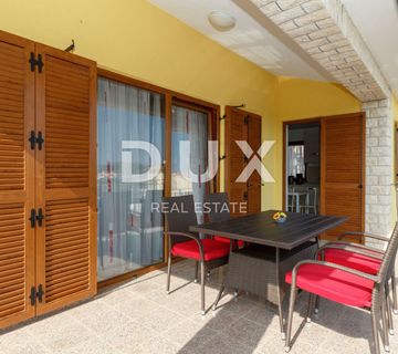 POREČ- KAŠTELIR, LABINCI- urbana villa, 110 M2, idealno za iznajmljivanje! - cover