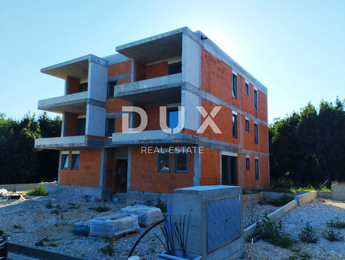 ISTRA, UMAG - Moderan stan na 1. katu 200 m od mora - cover