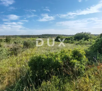 ZADAR, VRSI - Poljoprivredno zemljište okruženo prirodom! - cover