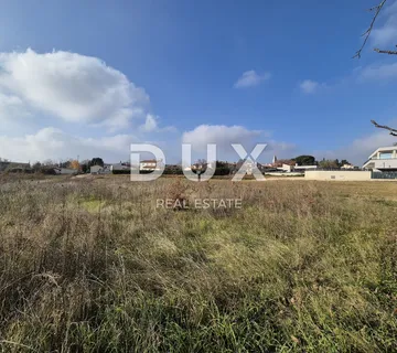 ISTRA,KAŠTELIR - Građevinsko zemljište s građevinskom dozvolom - cover