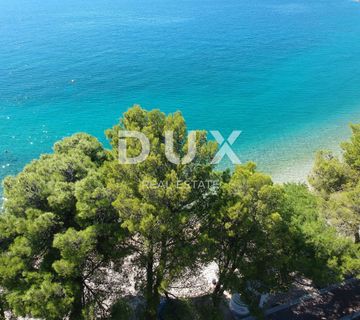 GRADAC, PODACA - zemljište 1.red do mora  - cover
