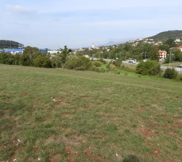 KUKULJANOVO, ČAVLE- građevinsko zemljište 9240m2 u industrijskoj zoni (namjena: trgovačka, zanatska, industrijska) - cover