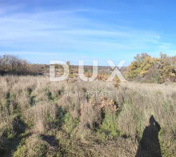 ISTRA, KRNICA - Građevinsko zemljište s panoramskim pogledom na zelenilo - cover