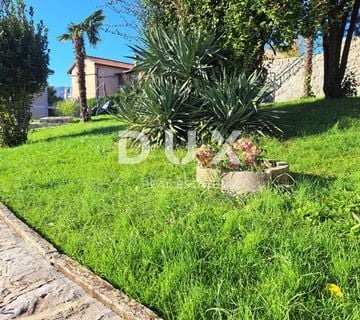 OPATIJA, KASTAV - Vila/kuća, 260 m2 s pogledom, na parceli od 1600 m2 - cover