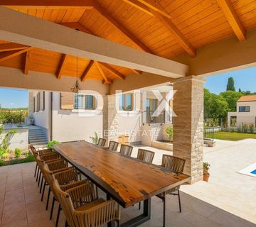 ISTRA, ROVINJ - Graciozna obiteljska vila nadomak grada i plaža - cover