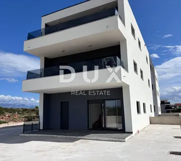 OTOK PAG, POVLJANA - Moderan stan s vrtom u novogradnji S1 - cover