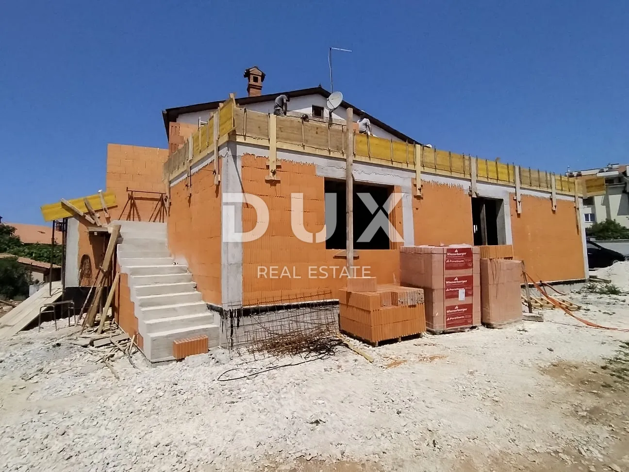 ISTRA, PULA - Stan 92m2 na mirnoj lokaciji! - cover