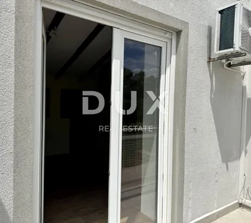 ISTRA, NOVIGRAD - Dvoetažni stan u blizini centra grada - cover