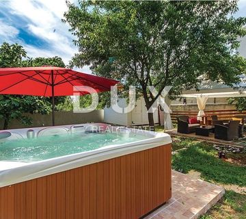 ISTRA, BARBARIGA - Apartmanska kuća nadomak plaža - cover