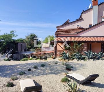 ISTRA, UMAG - Suvremeni obiteljski hotel  - cover