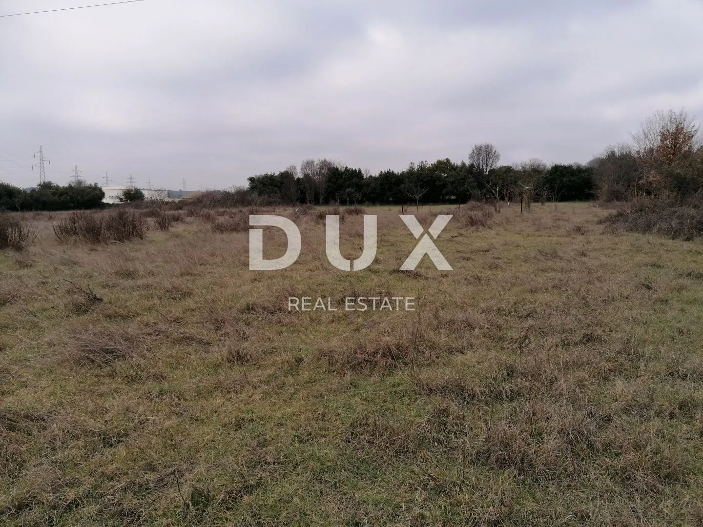 ISTRA, PULA - Kompleks građevinskih parcela 9.933m2 odlična lokacija! - cover