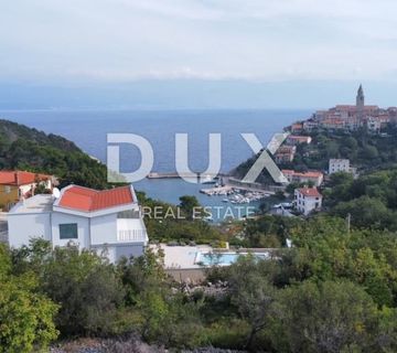 OTOK KRK, VRBNIK - Savršeno građevinsko zemljište - 200m od mora, s pogledom na slikovitu jezgru Vrbnika - cover