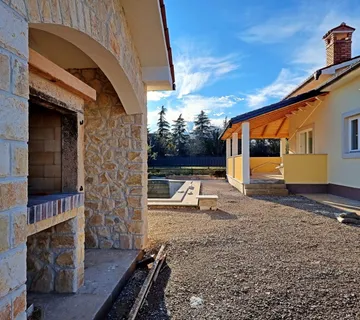 ISTRA, LABIN - Komforna kuća s bazenom - cover