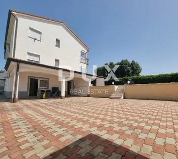 ISTRA, POREČ Apartmanska kuća 4km od centra grada - cover