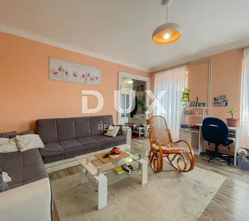 OPATIJA, IKA – stan s dvije spavaće sobe samo 50 metara od mora i plaža, idilična pozicija - cover