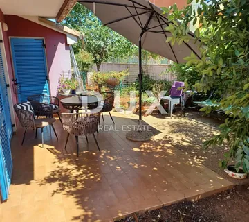 ISTRA, PULA - Kuća s velikom okućnicom - cover