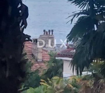 OPATIJA, CENTAR- stan 155m2 (67m2) s pogledom na more (terasa 30m2 + garaža + 2x konoba + 1 parking) - cover