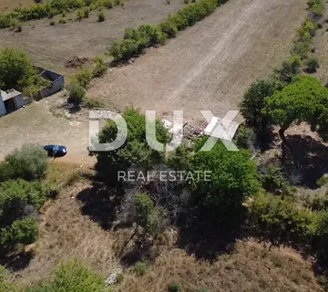 ZADAR, MURVICA - Građevinsko zemljište na mirnoj lokaciji! - 650m² - cover