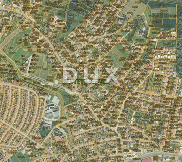 ZAGREB, SESVETE -Investicijska parcela,urbanistički vrijedno građevinsko zemljište  - cover