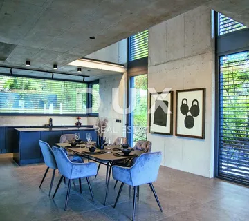 ZAGREB, STARJAK - Moderna kuća s panoramskim pogledom na Zagreb! - cover