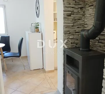 ZADAR, DEBELJAK - Prekrasna vila s bazenom  - cover