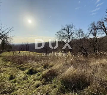 ZAGREB, MARKUŠEVEC - poljoprivredno zemljište 600 m² + legalizirani objekt 23 m² - cover