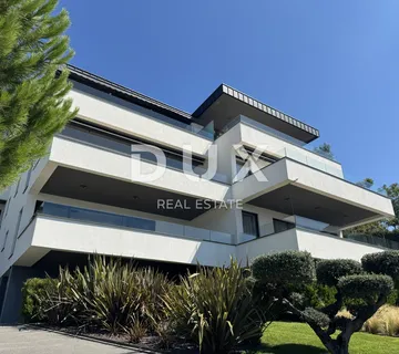 RIJEKA, KANTRIDA - luksuzna etaža u novogradnji, panoramski pogled na more, jedinstveno namještena nekretnina s terasom - cover