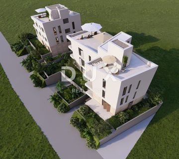 PETRČANE - Luksuzni dvosoban stan 118m² - s vrtom! - cover
