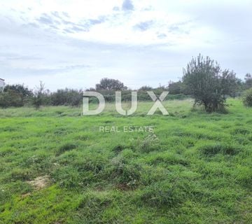 ISTRA, PULA - Građevinsko zemljište na odličnoj lokaciji 980 m2 - cover