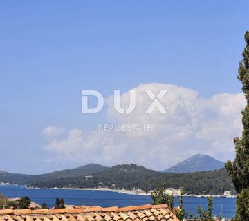 MALI LOŠINJ - centar, kuća 140 m2 + okoliš 80m2 - cover