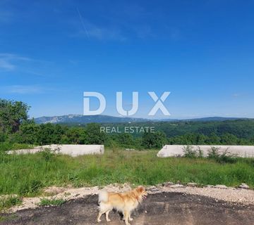 ISTRA, PIĆAN - Zemljište sa započetom gradnjom dvije kuće, rub sela, pogled na prirodu - cover