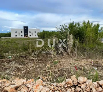 ZADAR, PRIVLAKA, građevinsko zemljište 492 m2 - cover