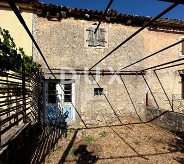 ISTRA, LABIN - Kuća za adaptaciju u predgrađu - cover